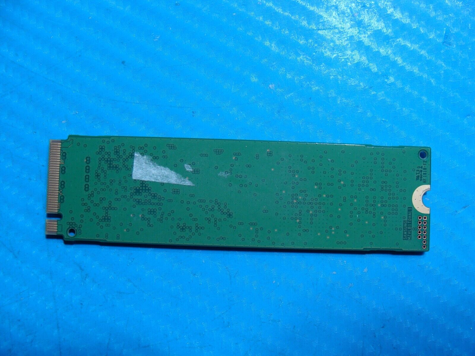 Dell 15 9575 Samsumg 256GB NVMe M.2 Solid State Drive MZVLB256HAHQ-000D1 M7DVX