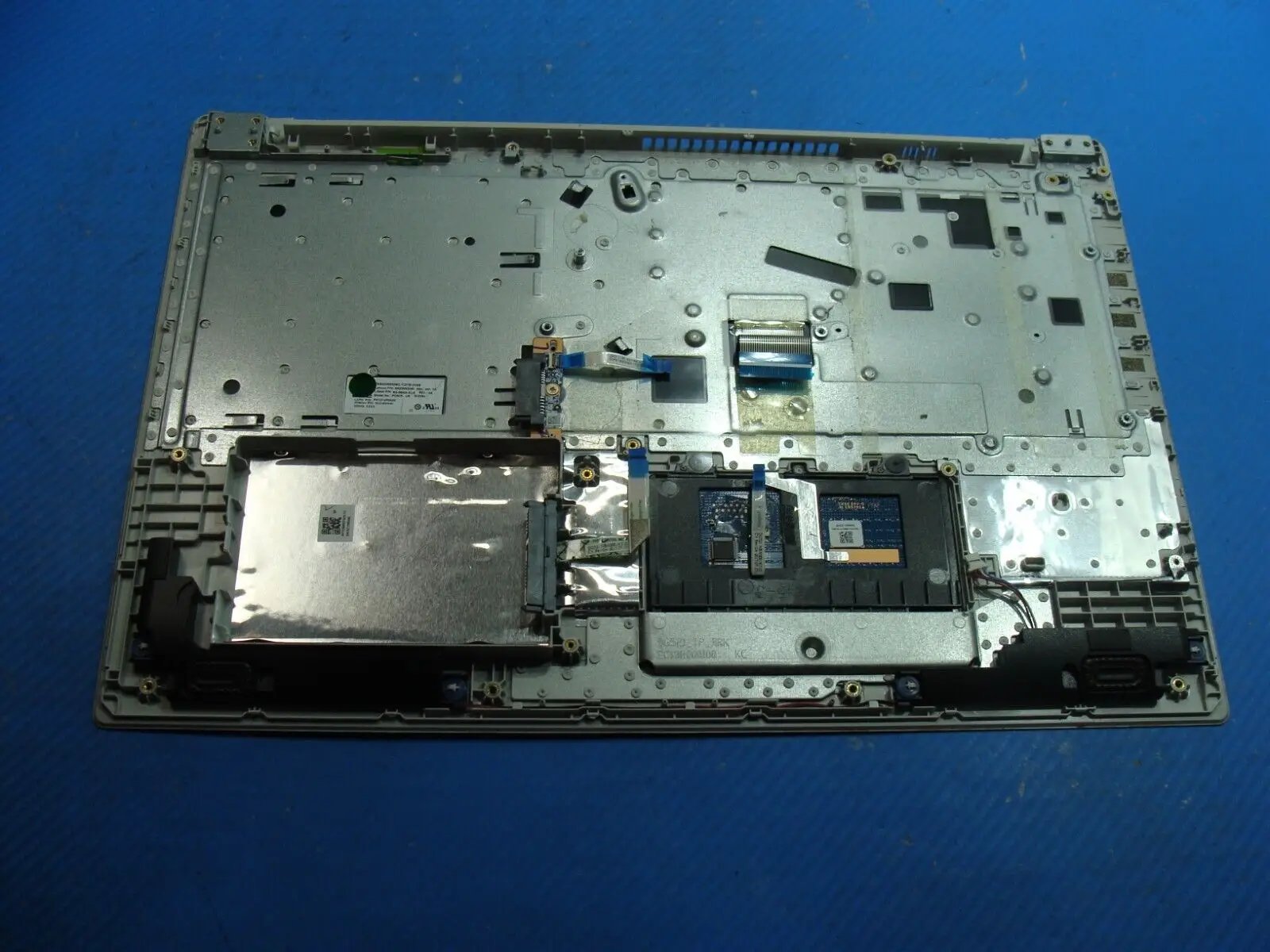 Lenovo IdeaPad 320-15IKB 15.6