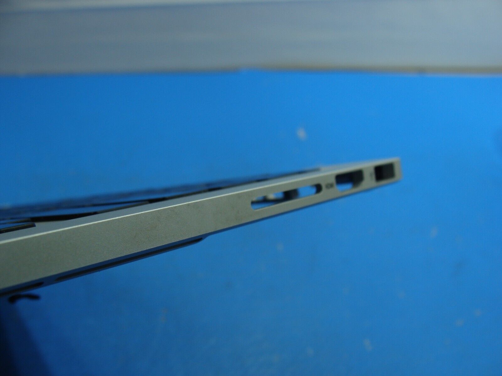 MacBook Pro A1502 2015 MF839LL MF840LL MF841LL OEM Top Case NO Battery 661-02361