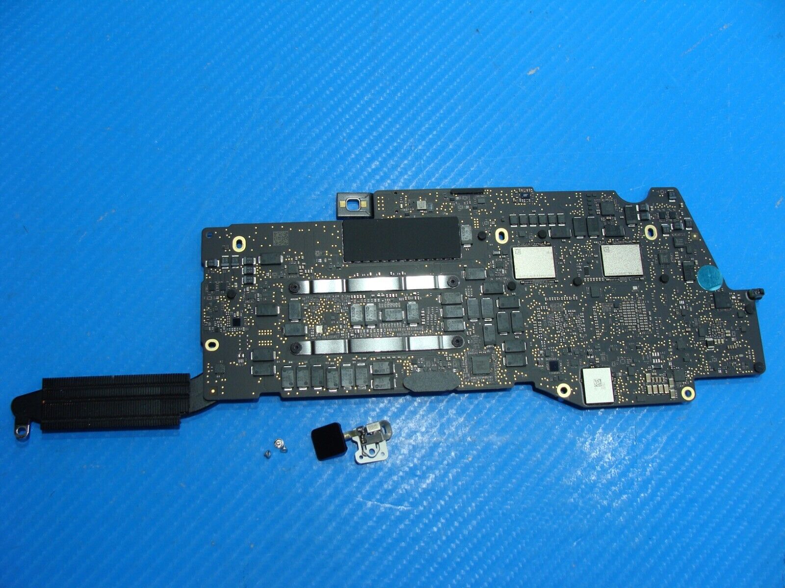 MacBook Pro A2289 13