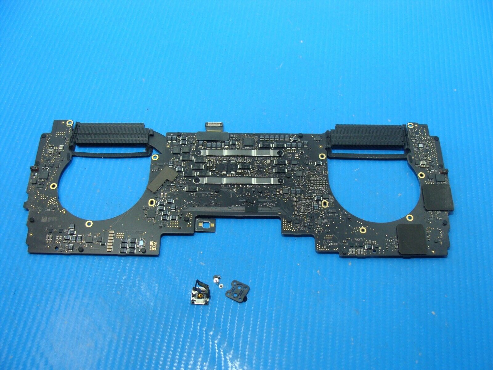 MacBook Pro A1989 2019 MV962LL/A i5 2.4GHz 16GB 512GB Logic Board 661-12818 ASIS