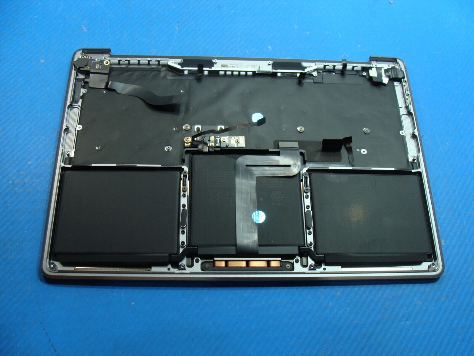 MacBook Pro A2338 13