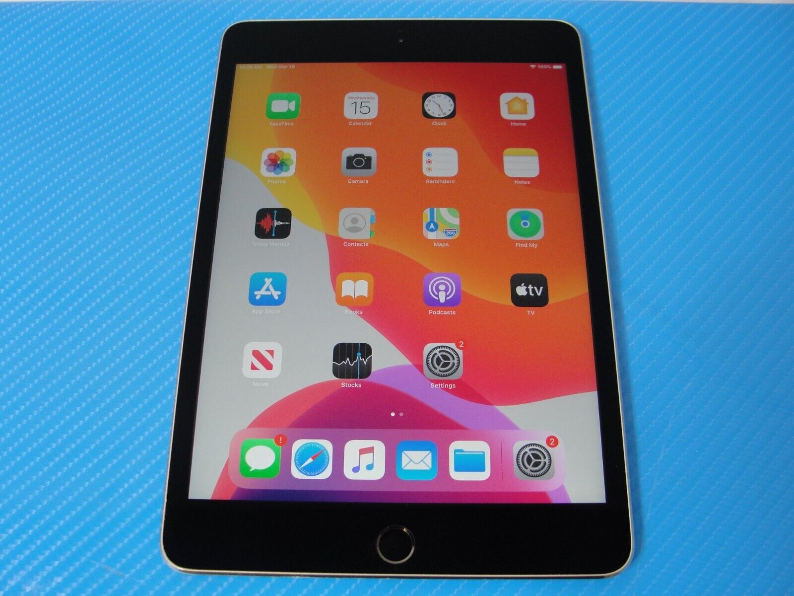 Apple iPad mini 4 128GB, Wi-Fi, 7.9in A1538 Gray Tablet MK9N2LL/A