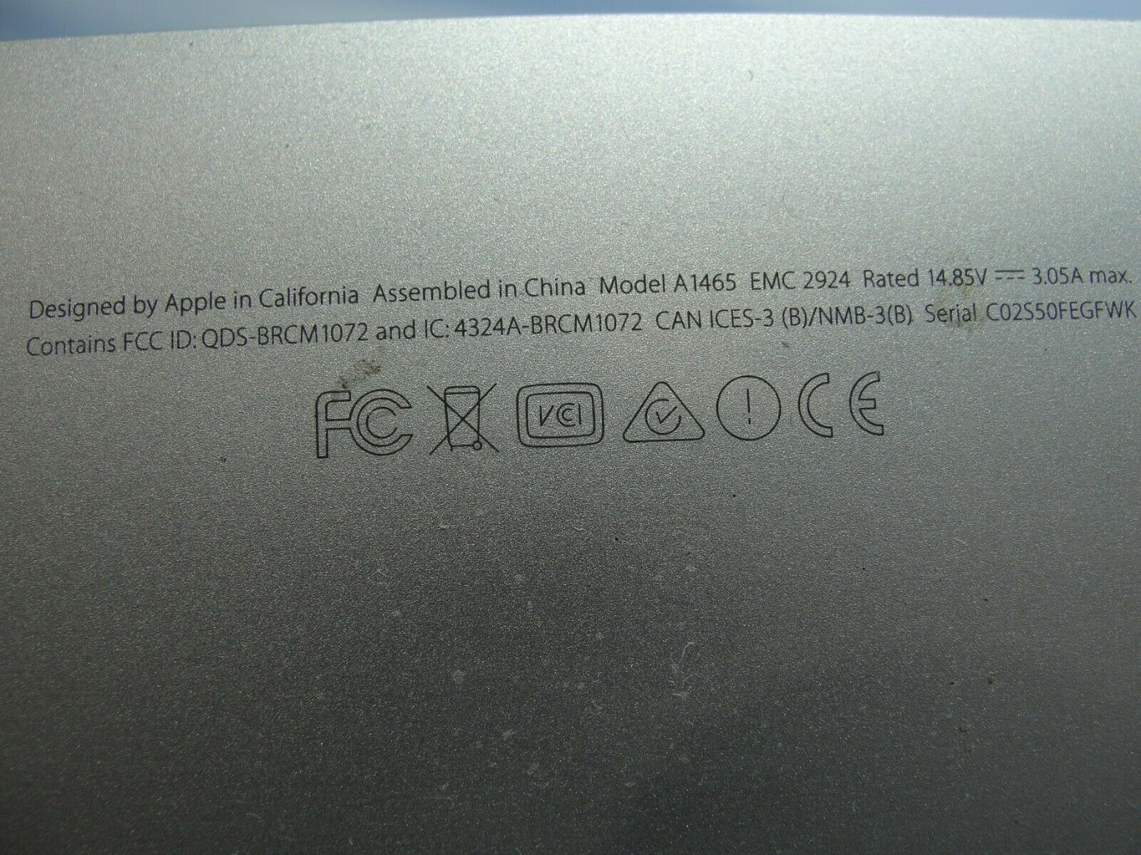 MacBook Air A1465 MJVM2LL/A MJVP2LL/A Early 2015 11