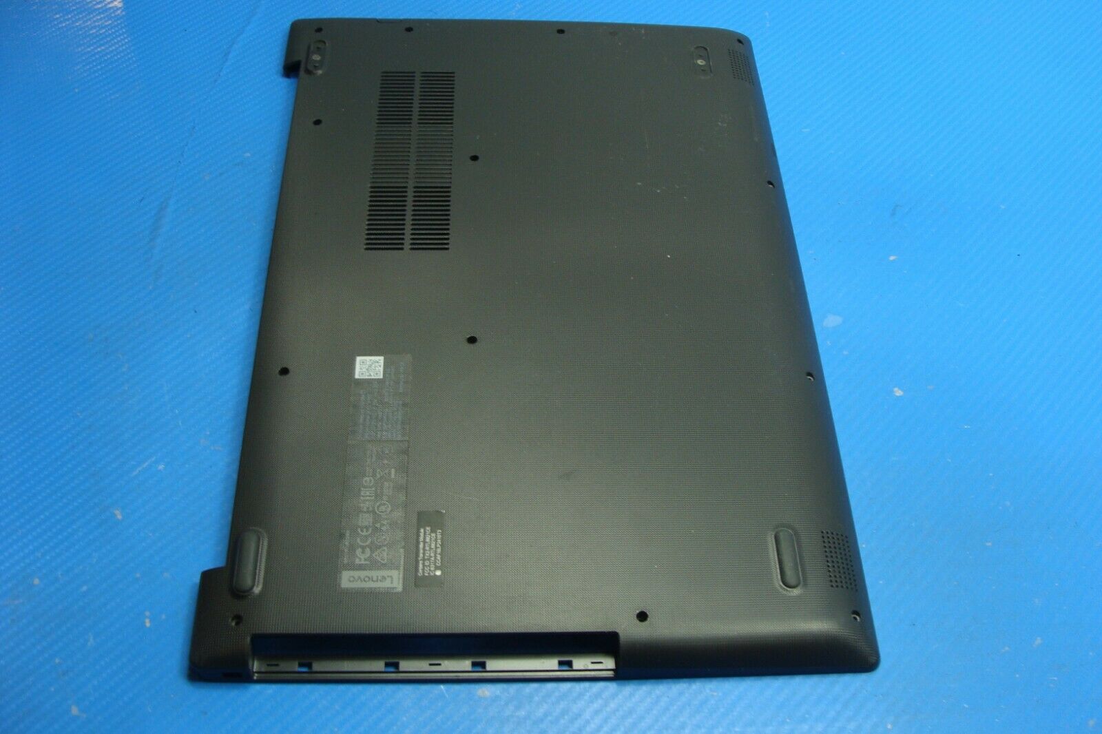 Lenovo IdeaPad 130-15AST 15.6