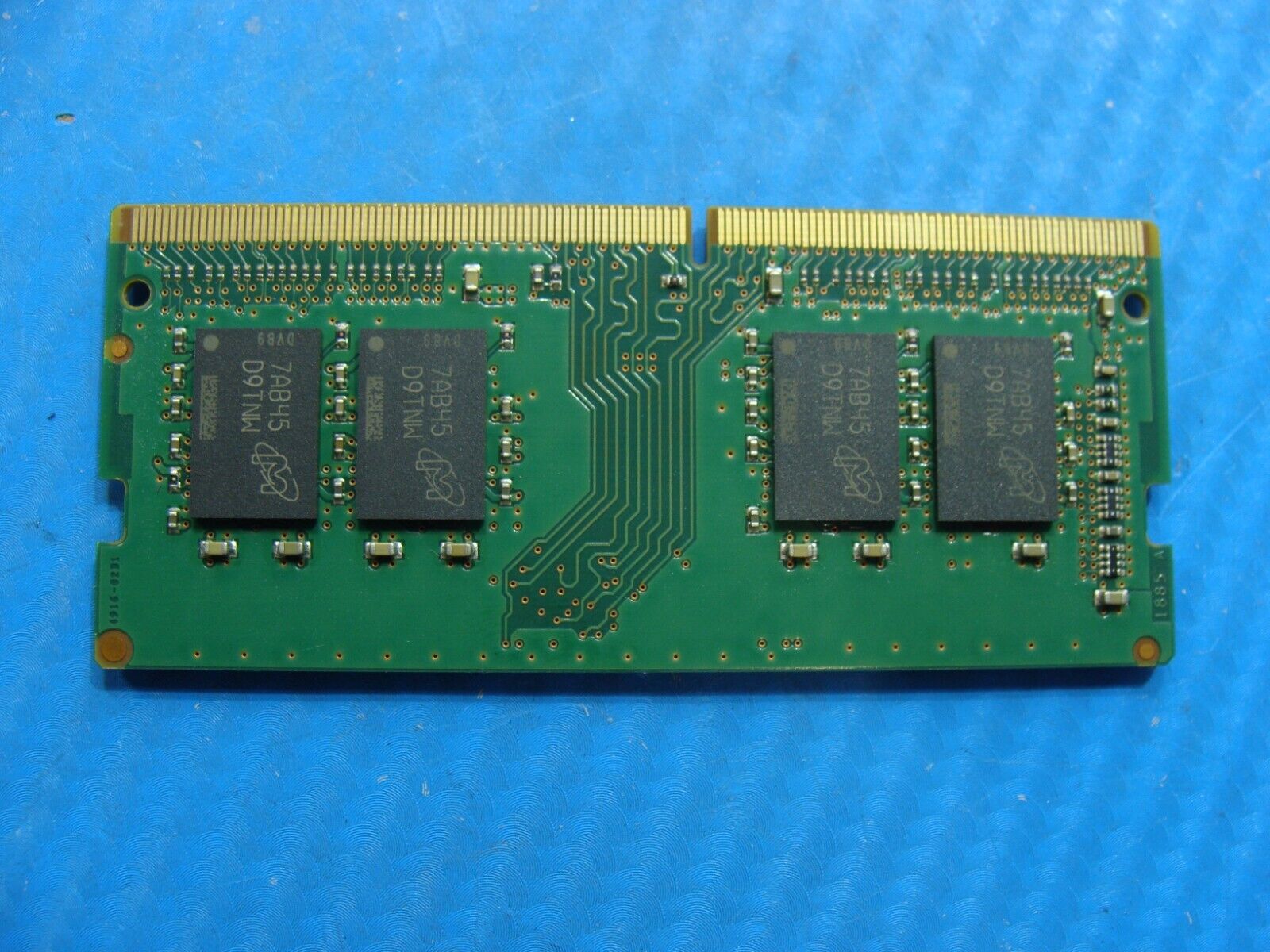 Dell 17 R4 Micron 8GB 1Rx8 PC4-2666V Memory RAM SO-DIMM MTA8ATF1G64HZ-2G6B1