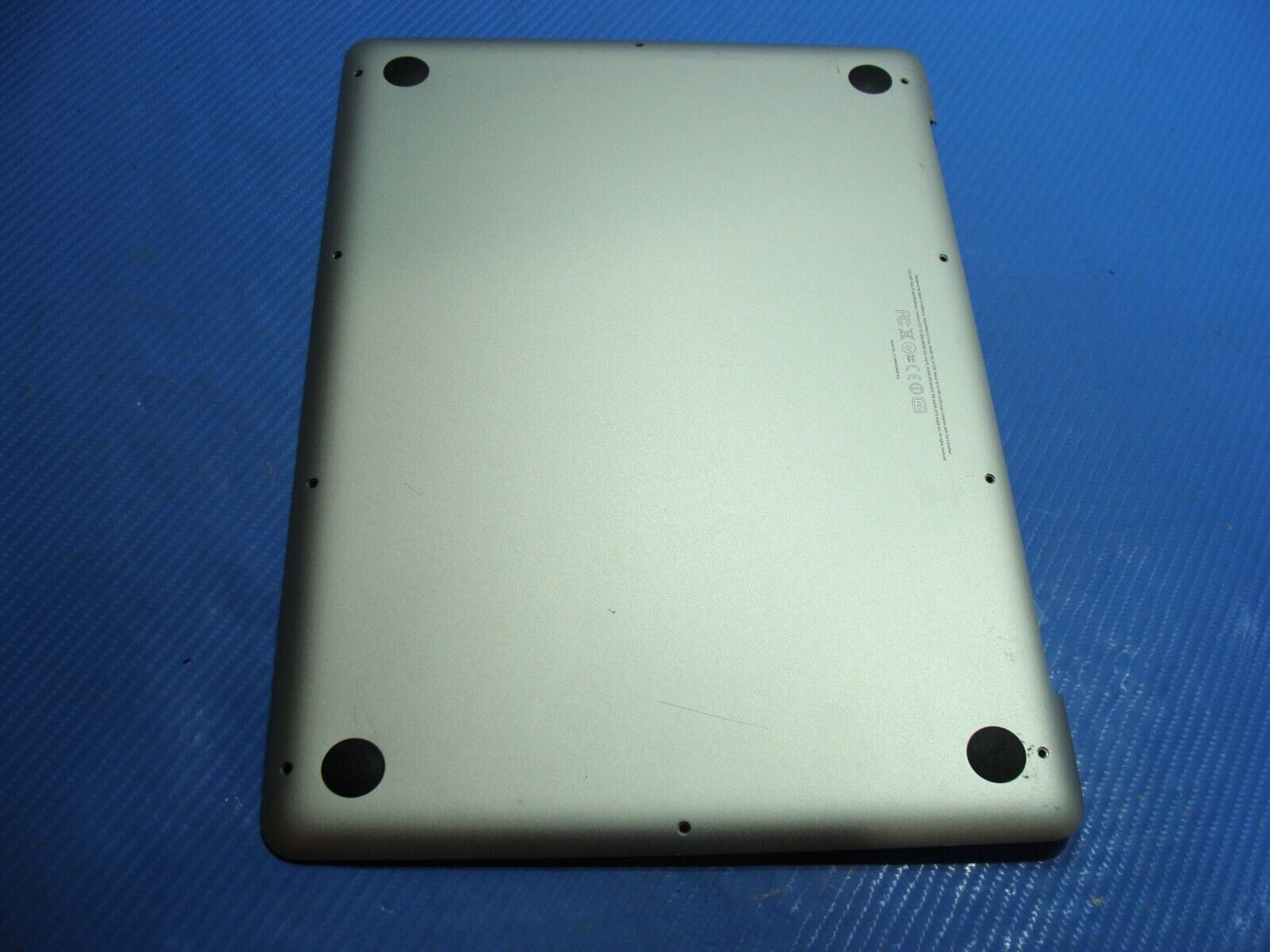 MacBook Pro 13” A1278 Mid 2012 MD101LL/A Genuine Bottom Case Silver 923-0103