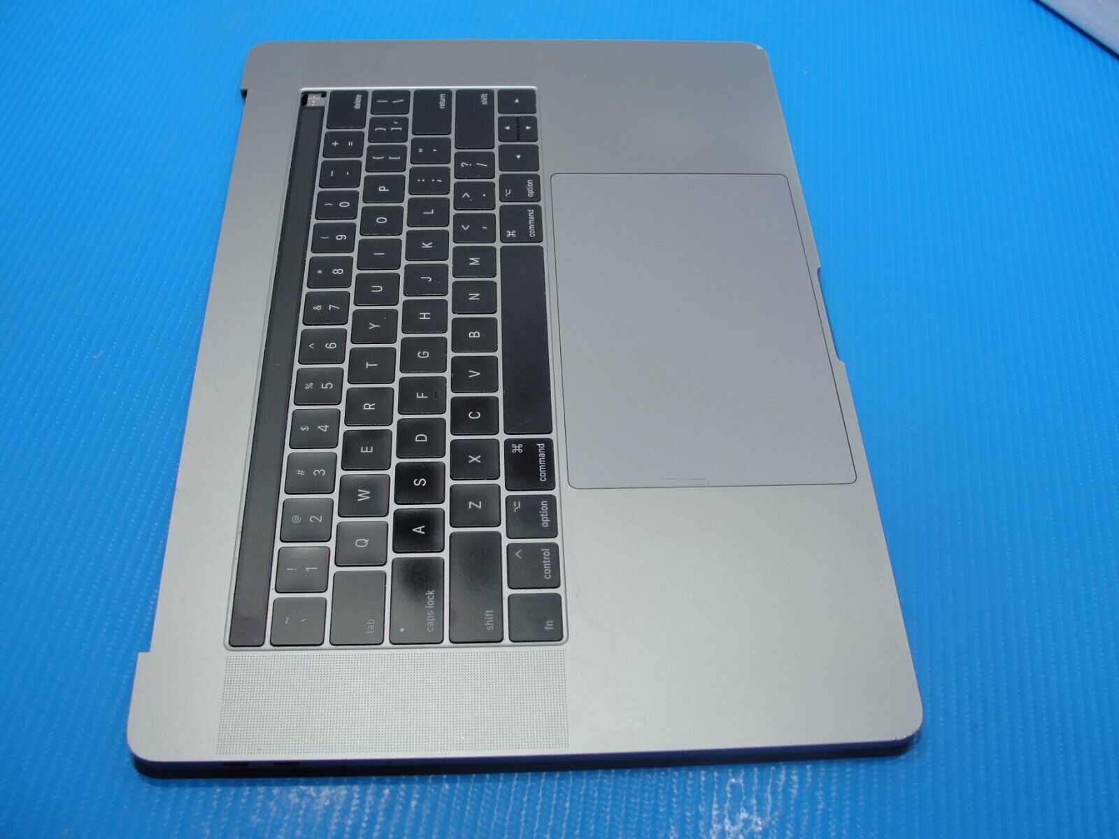 MacBook Pro A1707 2017 MPTT2LL/A 15