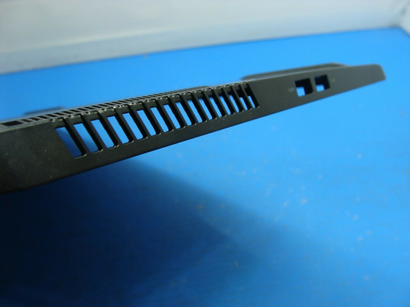 Dell Alienware m17 Genuine Bottom Case Base Cover X9KD1 - Laptop Parts - Buy Authentic Computer Parts - Top Seller Ebay