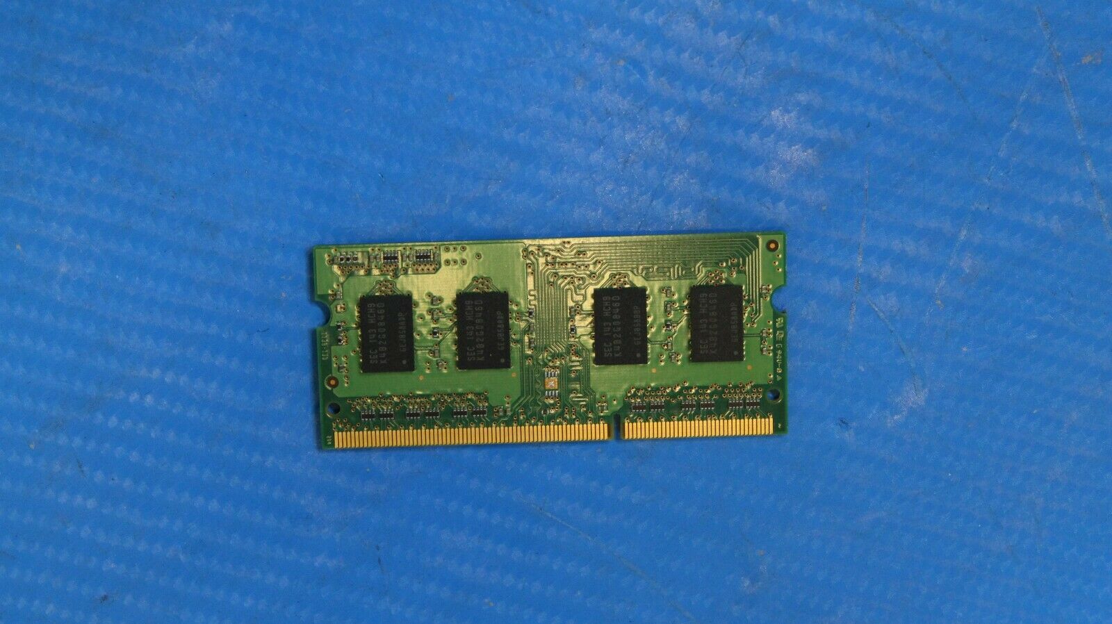 Apple A1278 Samsung 2GB 1Rx8 PC3-10600S SO-DIMM Memory RAM M471B5773DH0-CH9 Samsung