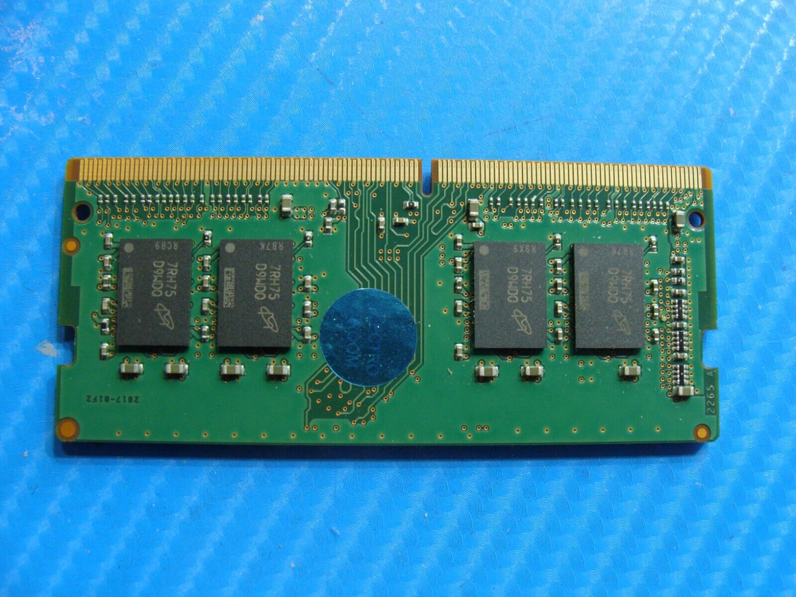 Dell 15 3567 Micron 8GB 1Rx8 PC4-2400T Memory RAM SO-DIMM MTA8ATF1G64HZ-2G3H1R