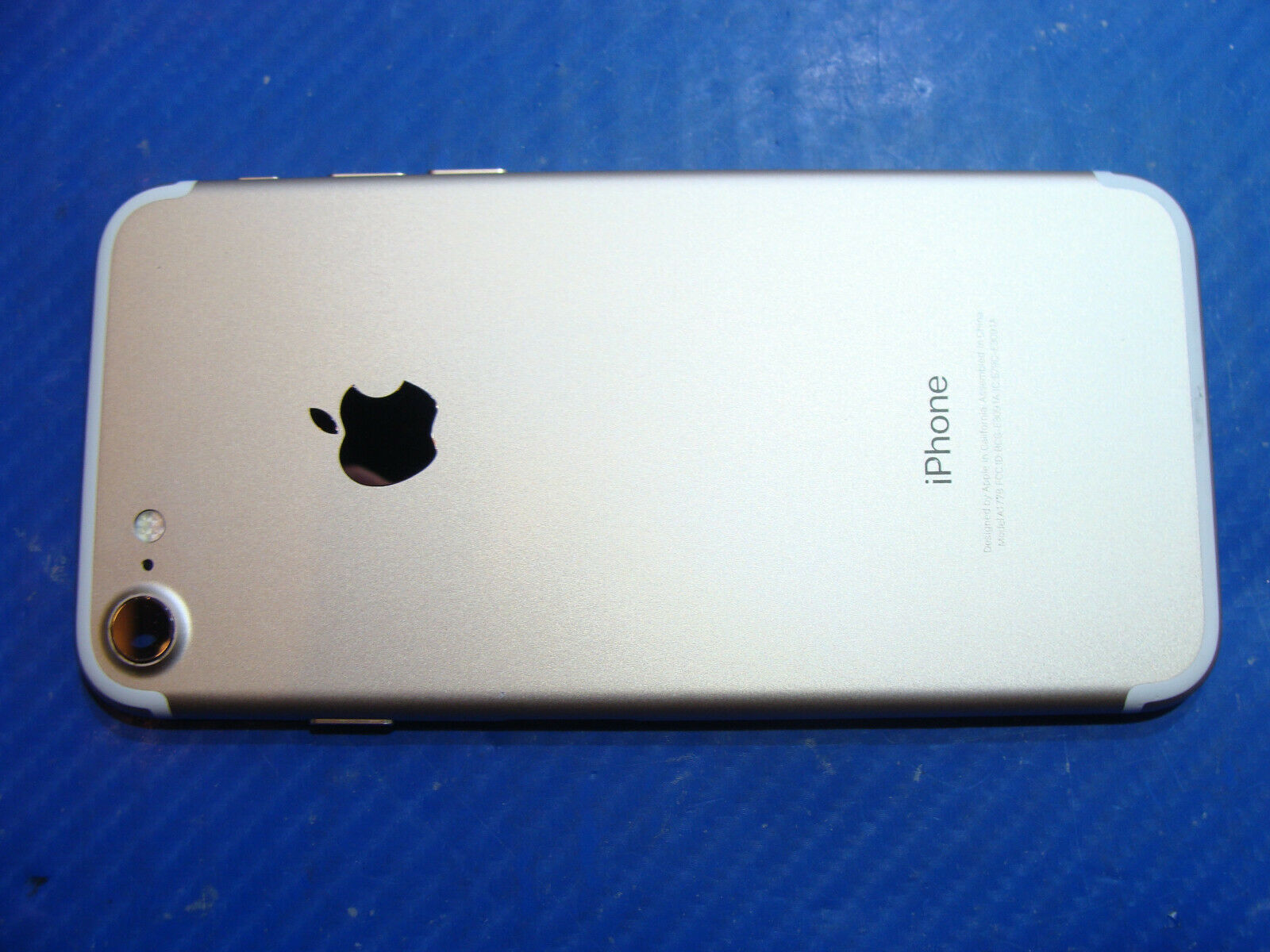 iPhone 7  A1778 4.7