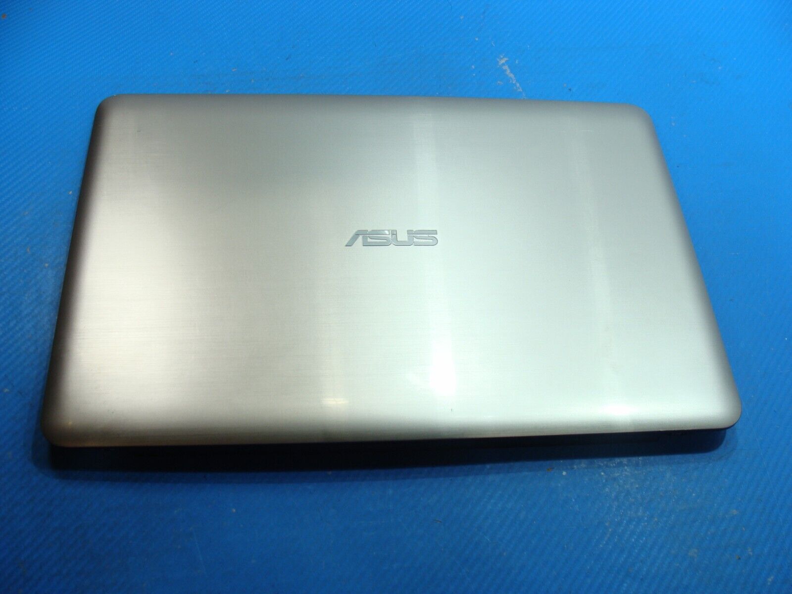 Asus 15.6