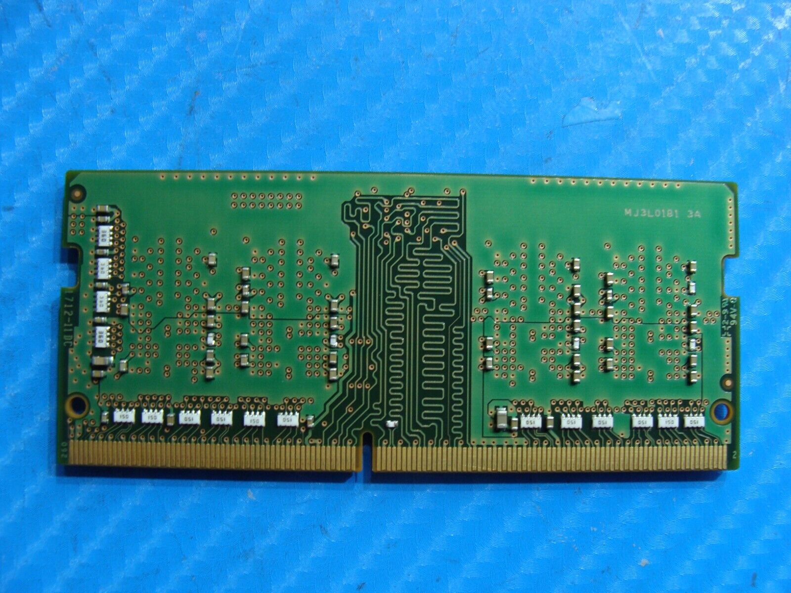 Dell 5480 SK Hynix 4Gb 1rx16 pc4-2400t Memory RAM So-Dimm HMA851S6AFR6N-UH