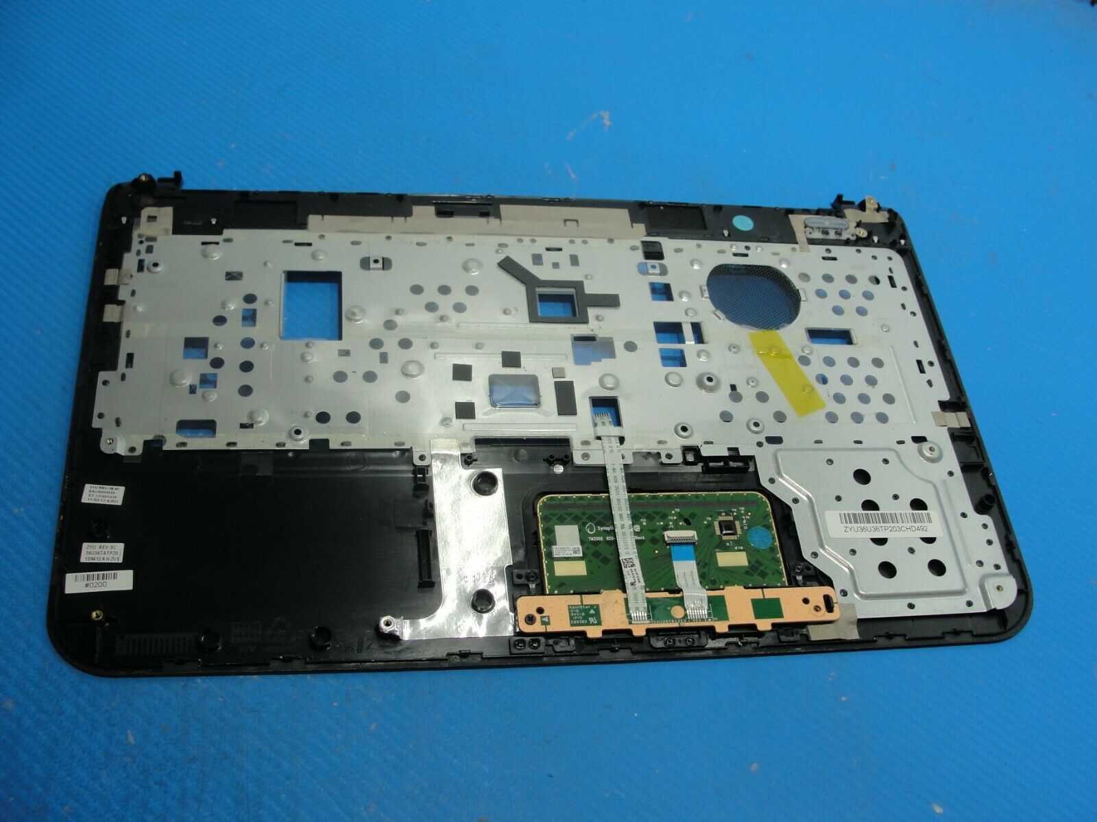 HP Pavilion 15-b119wm 15.6