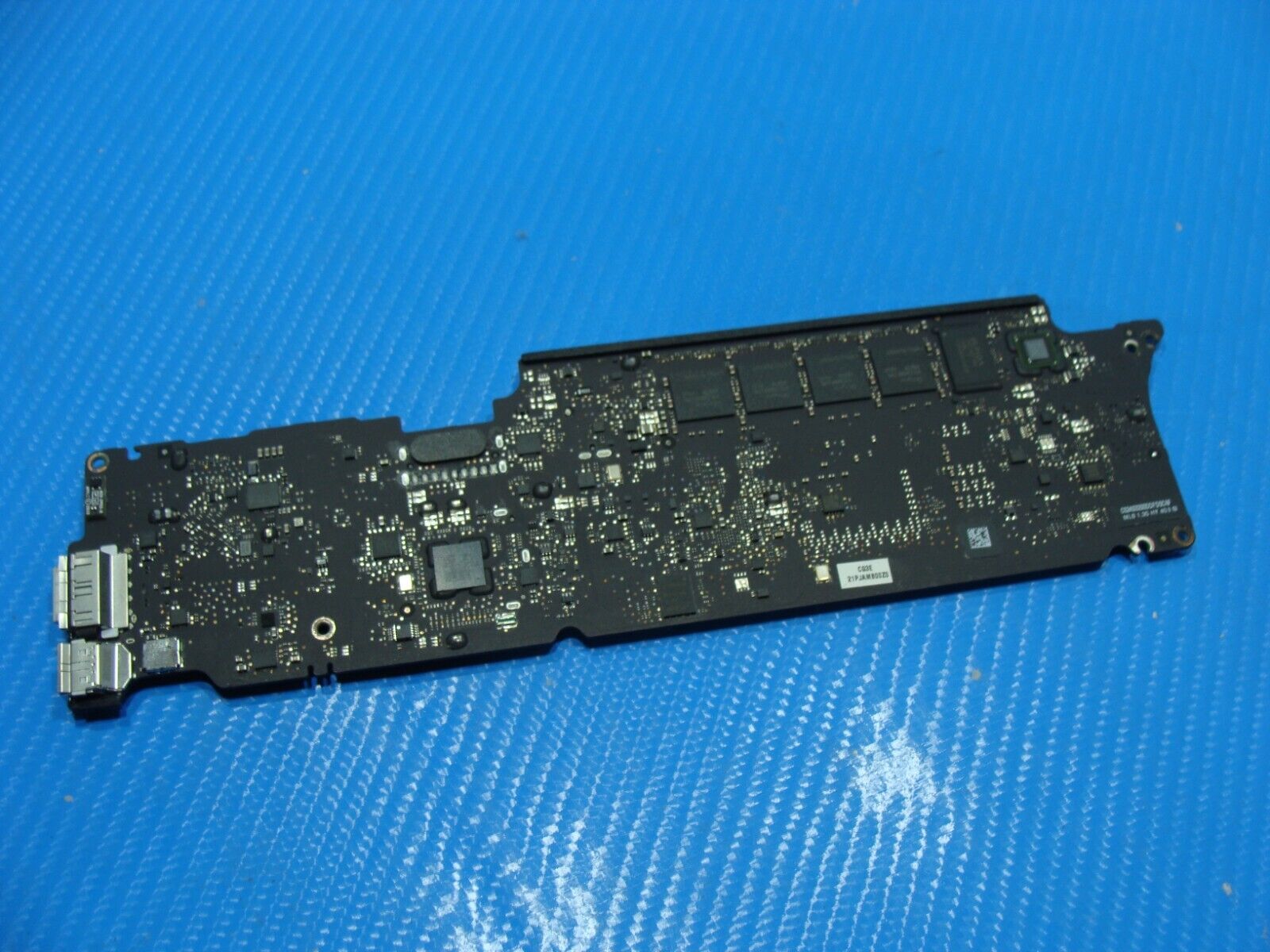 MacBook Air A1465 2013 MD711LL MD712LL i5-4250U 1.3GHz 4GB Logic Board 661-7469