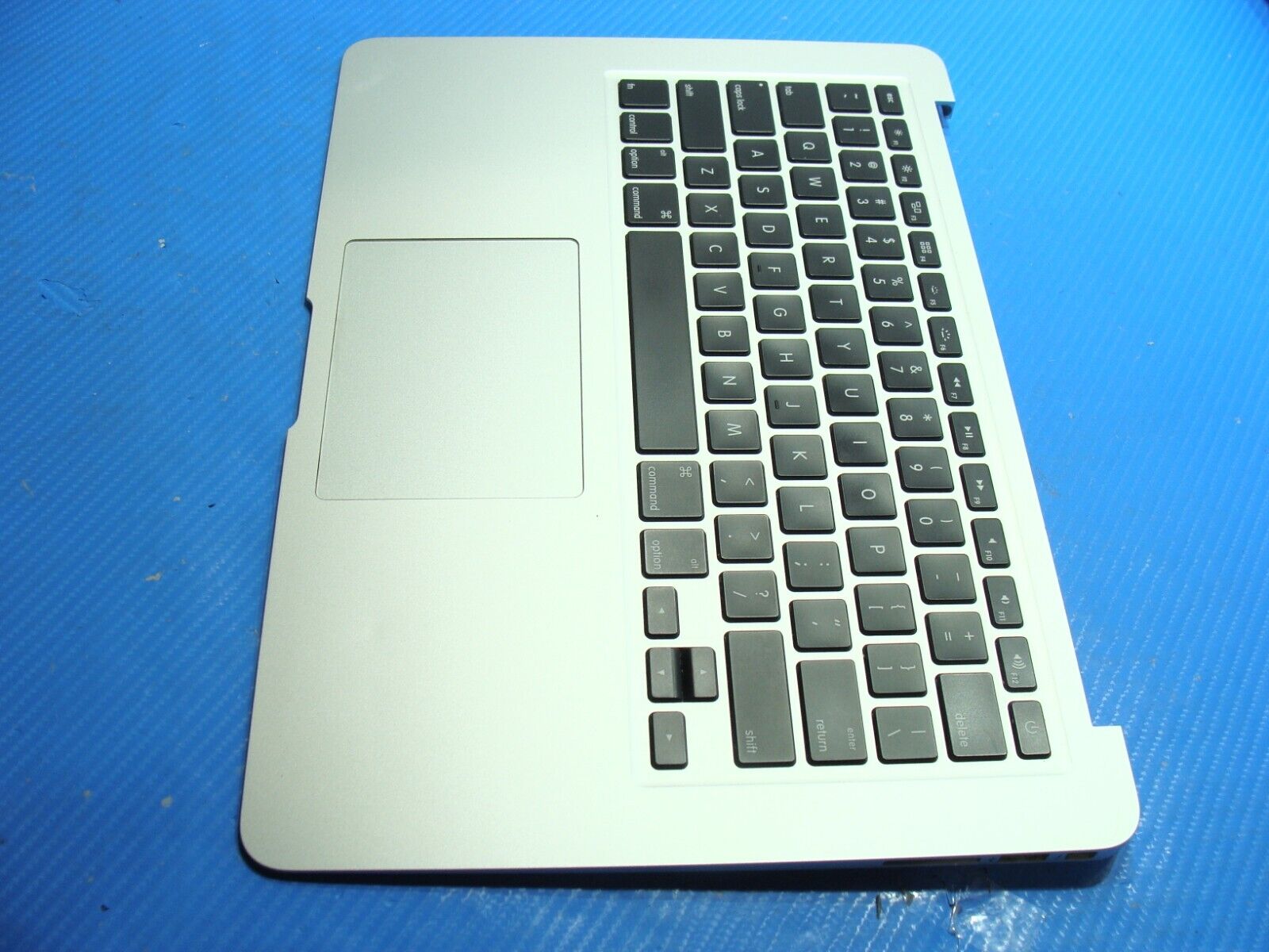 MacBook Air A1466 2015 MJVE2LL/A 13