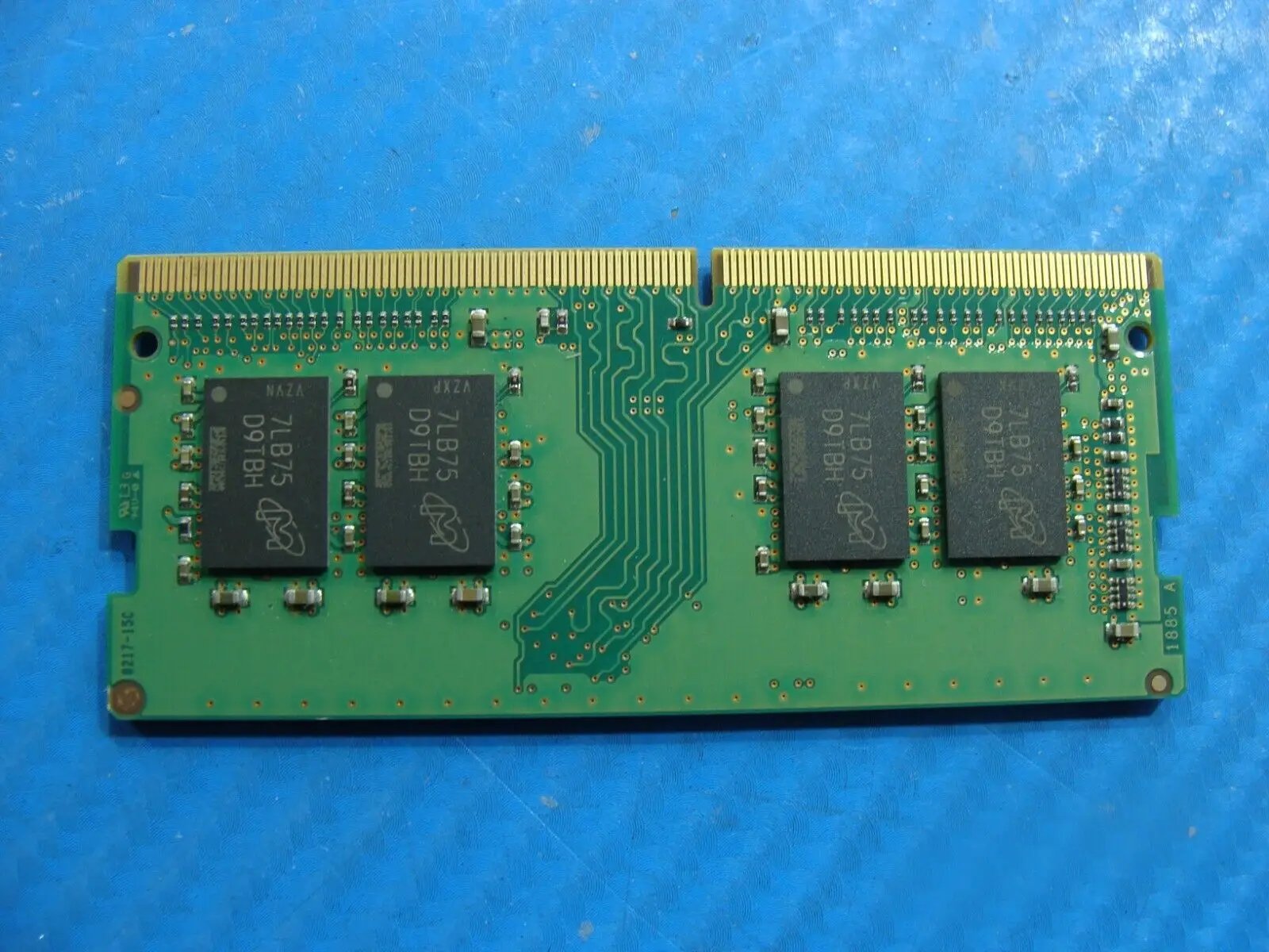 Dell 3050 So-Dimm Micron 8GB 1Rx8 Memory RAM PC4-2400T MTA8ATF1G64HZ-2G3E1