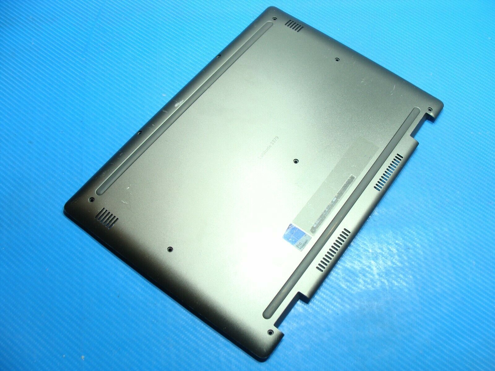 Dell Latitude 13 3379 13.3