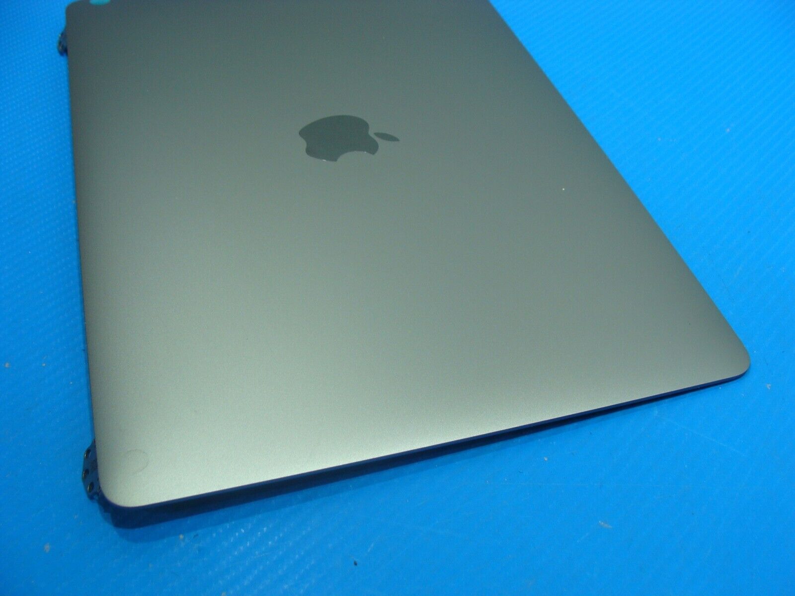 MacBook Pro A2159 13