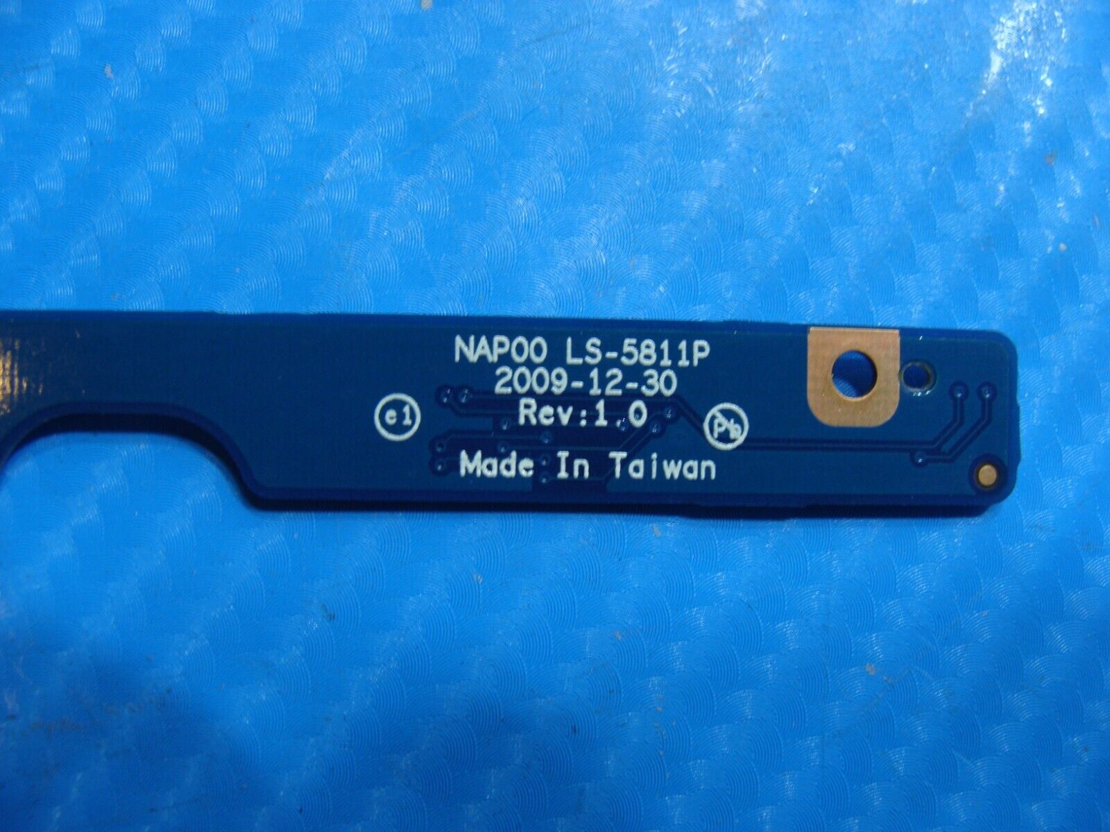 Dell Alienware 11.6” M11x R2 Genuine Laptop LED Indicator PCB LS-5811P A09C43