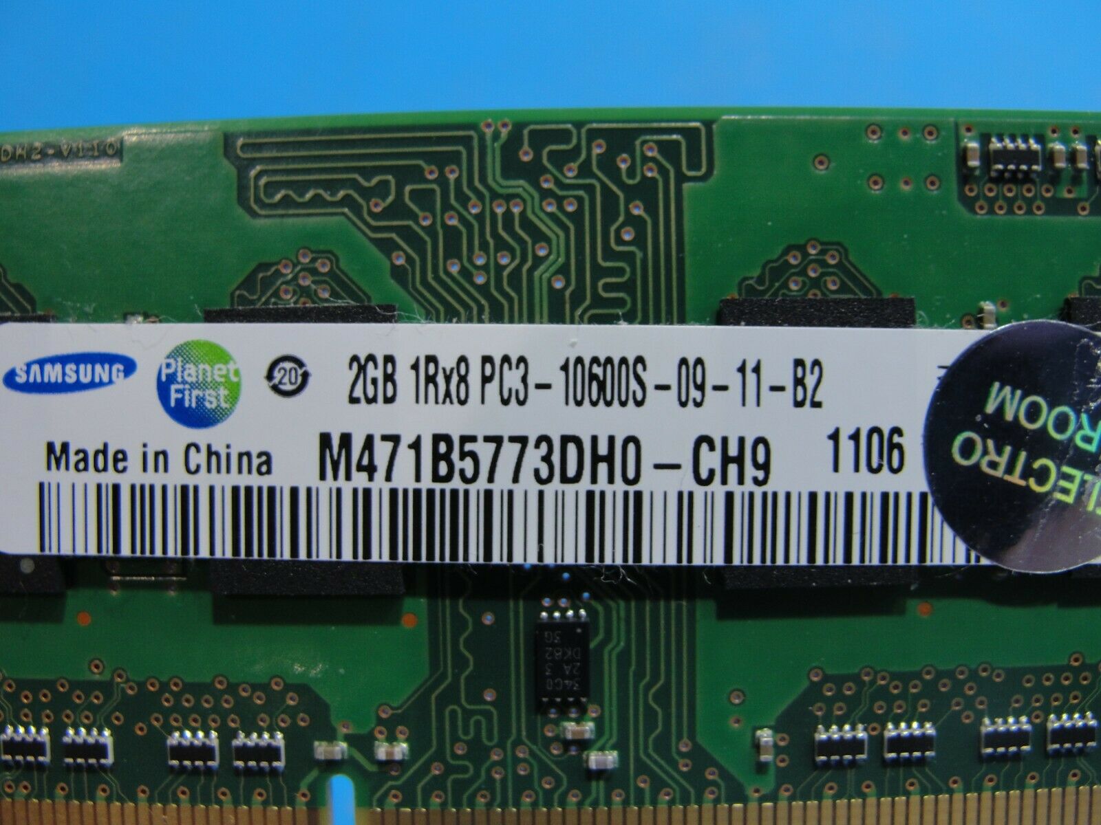 MacBook A1286 Samsung 2GB 1Rx8 PC3-10600S SO-DIMM RAM Memory M471B5773DH0-CH9 Samsung