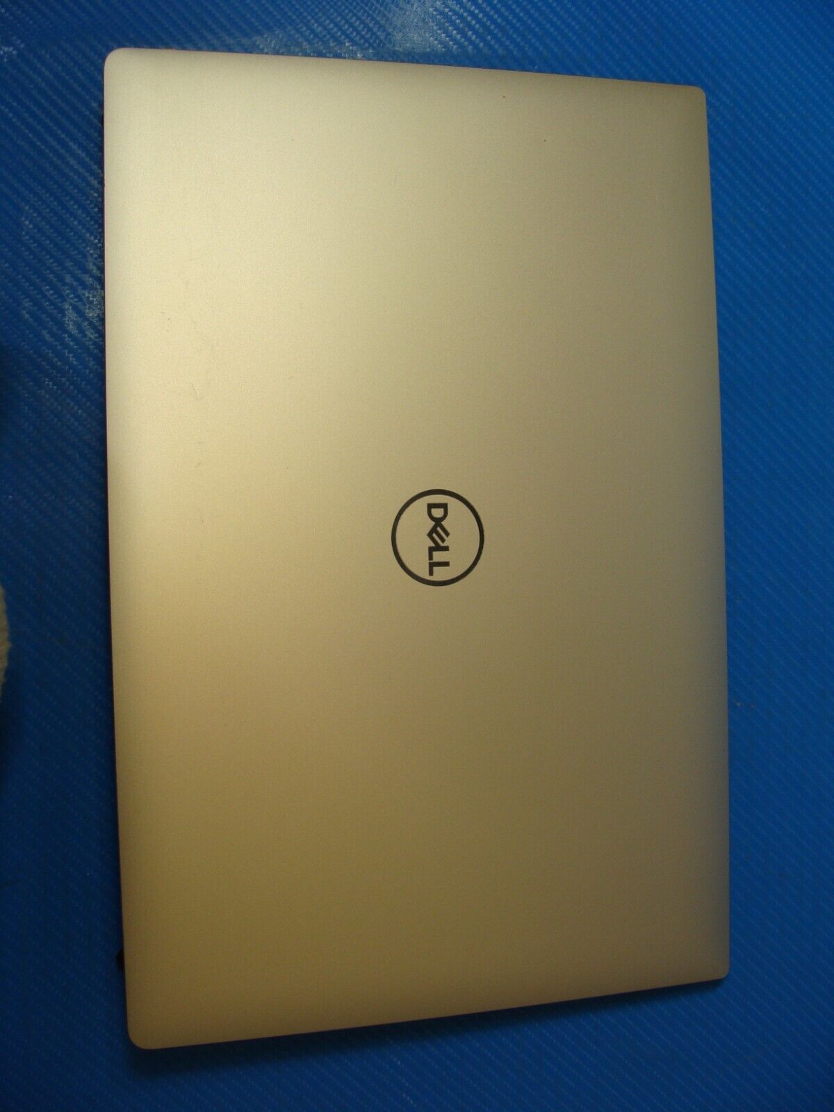 Dell XPS 15 7590 15.6