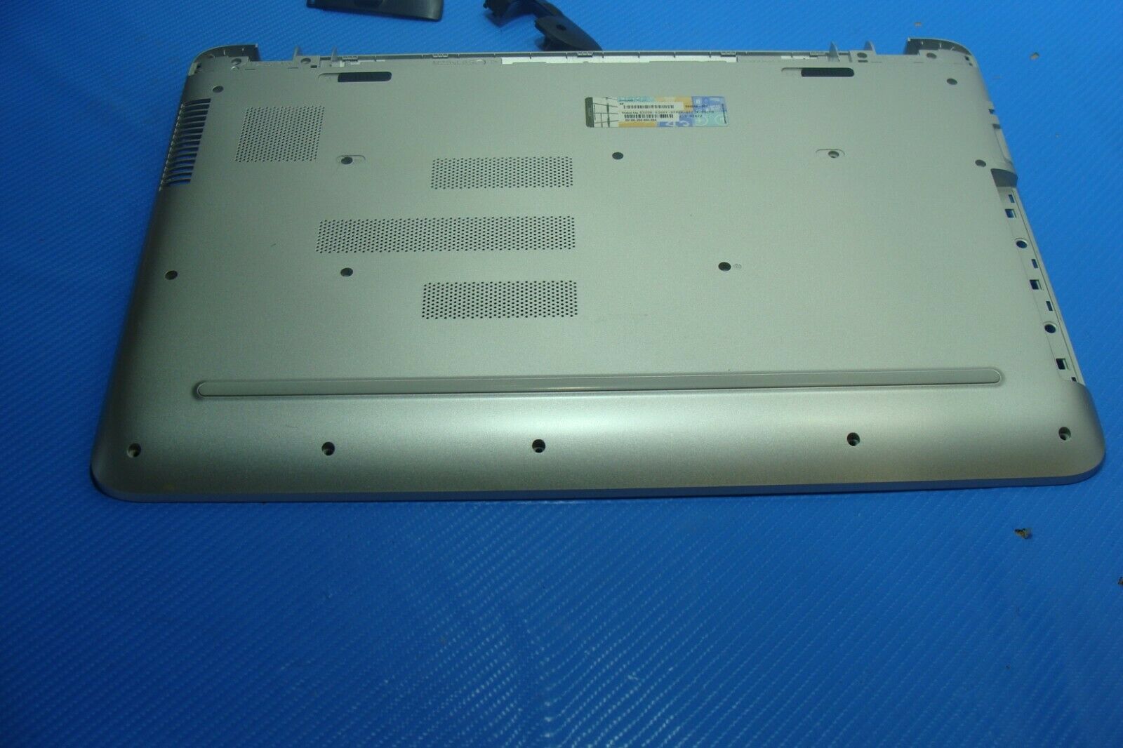 HP Pavilion 17.3