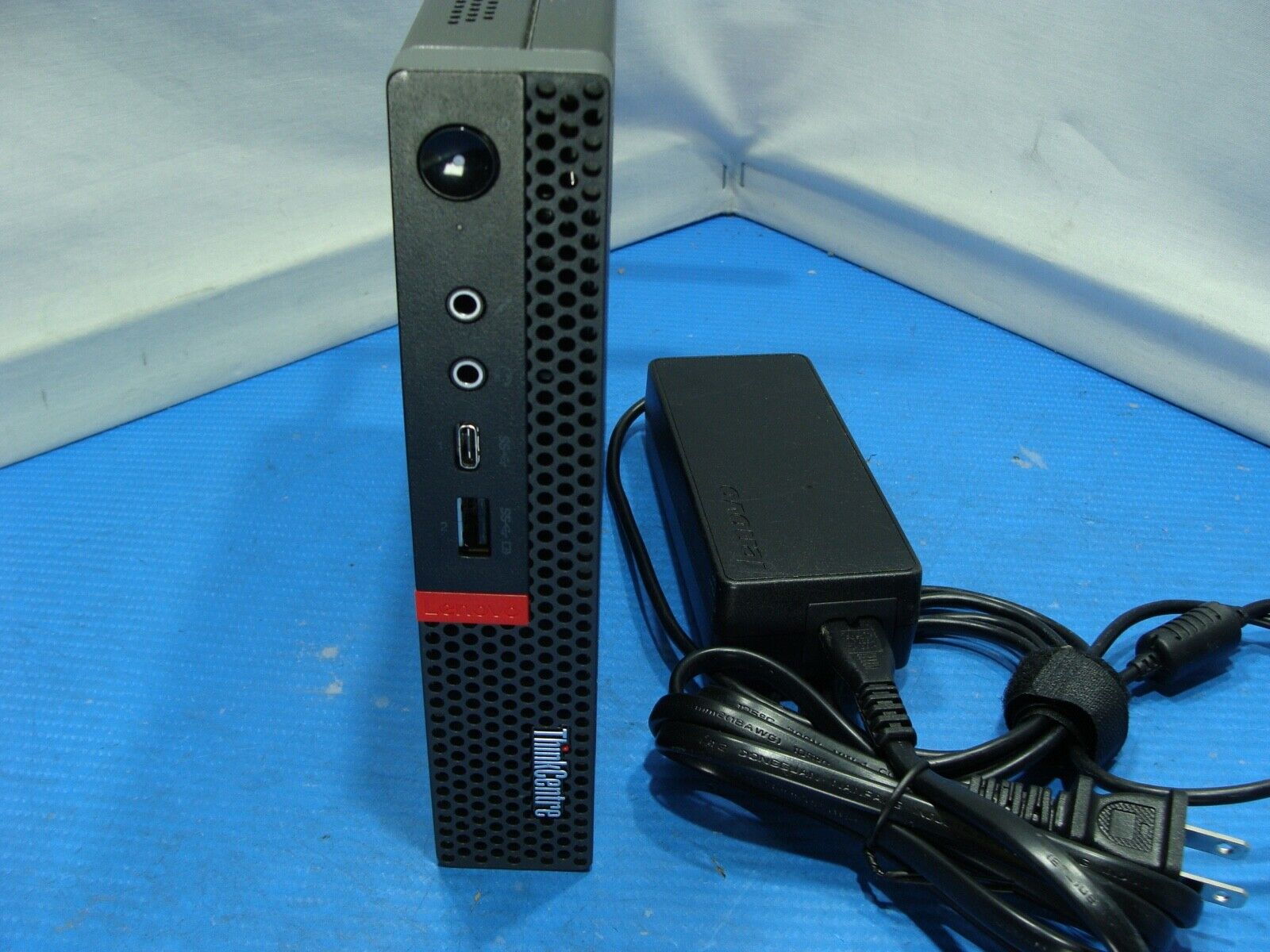 Powerful Wifi+BT MFF Lenovo ThinkCentre M720q Intel i5-8400T 8GB 128GB SSD W10P